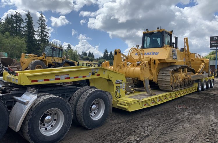 GALLERY - NEW 2021 LOAD KING SIGNATURE SERIES 60-TON LOWBOY - Darling ...