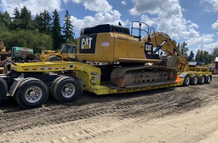 GALLERY - NEW 2021 LOAD KING SIGNATURE SERIES 60-TON LOWBOY - Darling ...